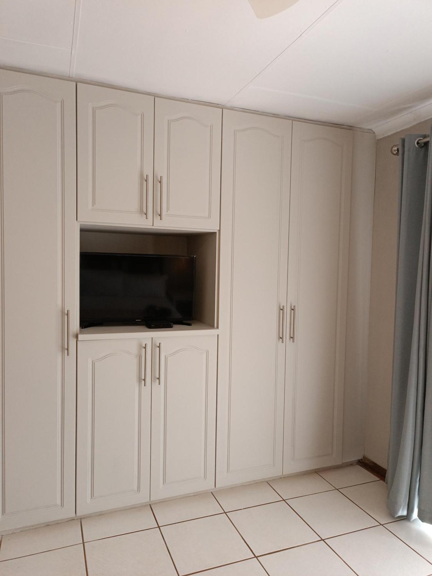 Pecan Farm Guesthouse Louis Trichardt Dış mekan fotoğraf