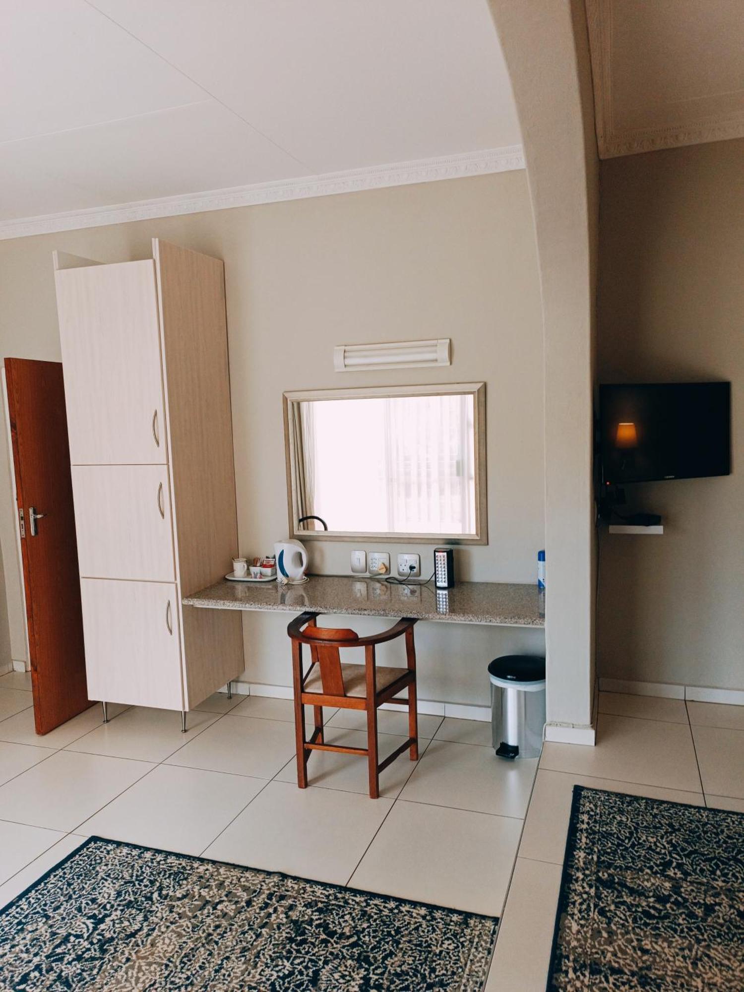 Pecan Farm Guesthouse Louis Trichardt Dış mekan fotoğraf
