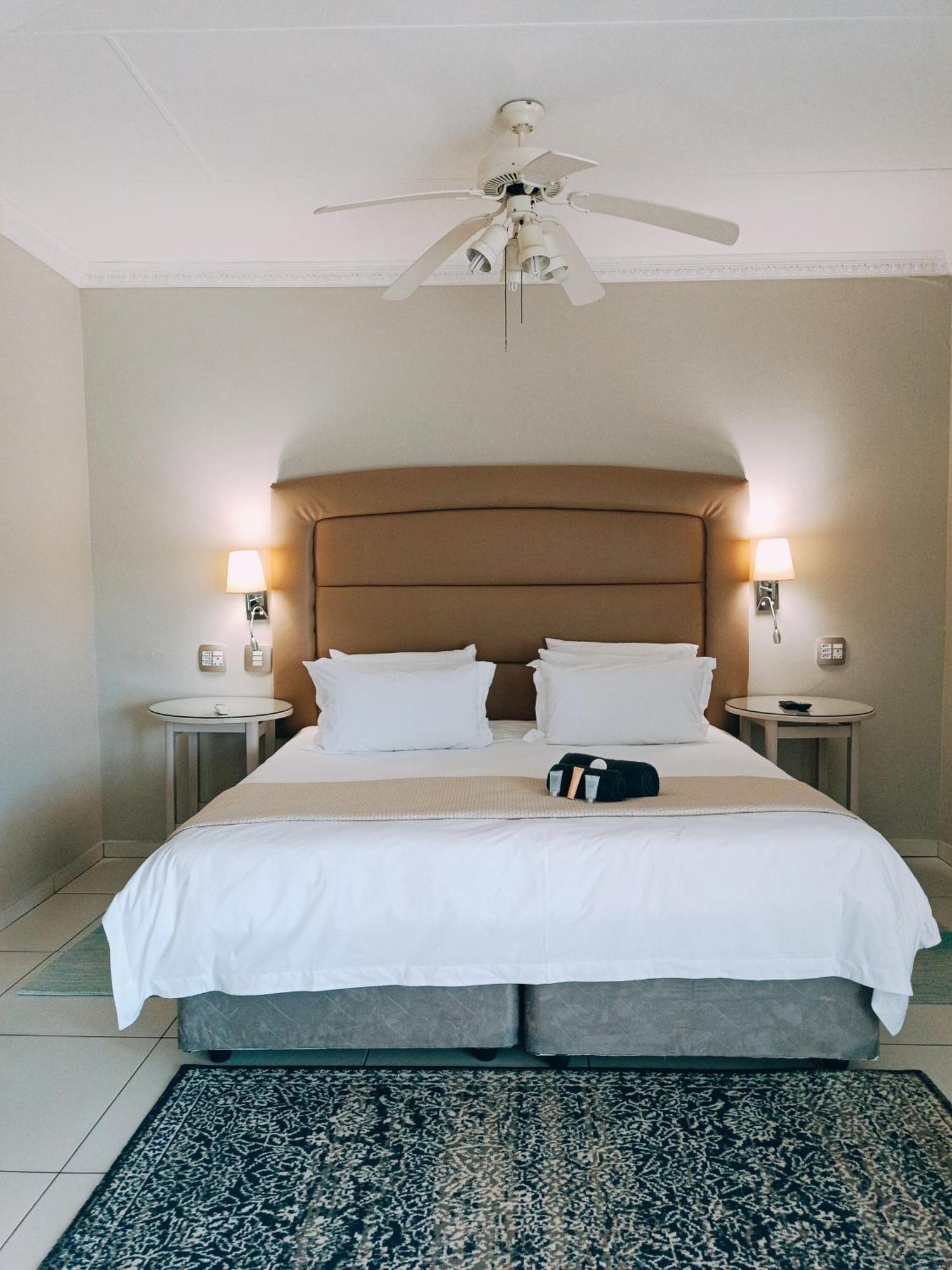 Pecan Farm Guesthouse Louis Trichardt Dış mekan fotoğraf