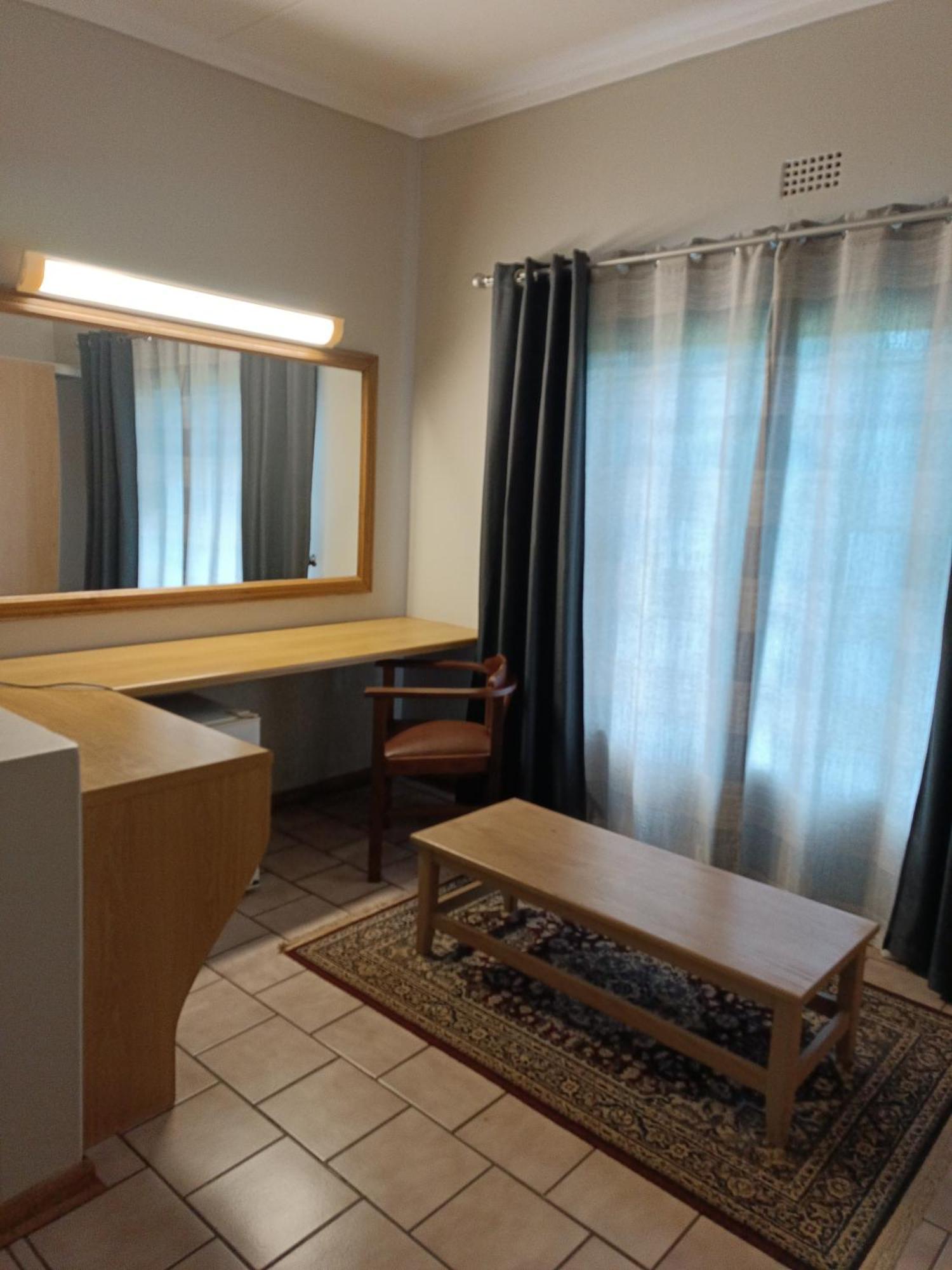 Pecan Farm Guesthouse Louis Trichardt Dış mekan fotoğraf