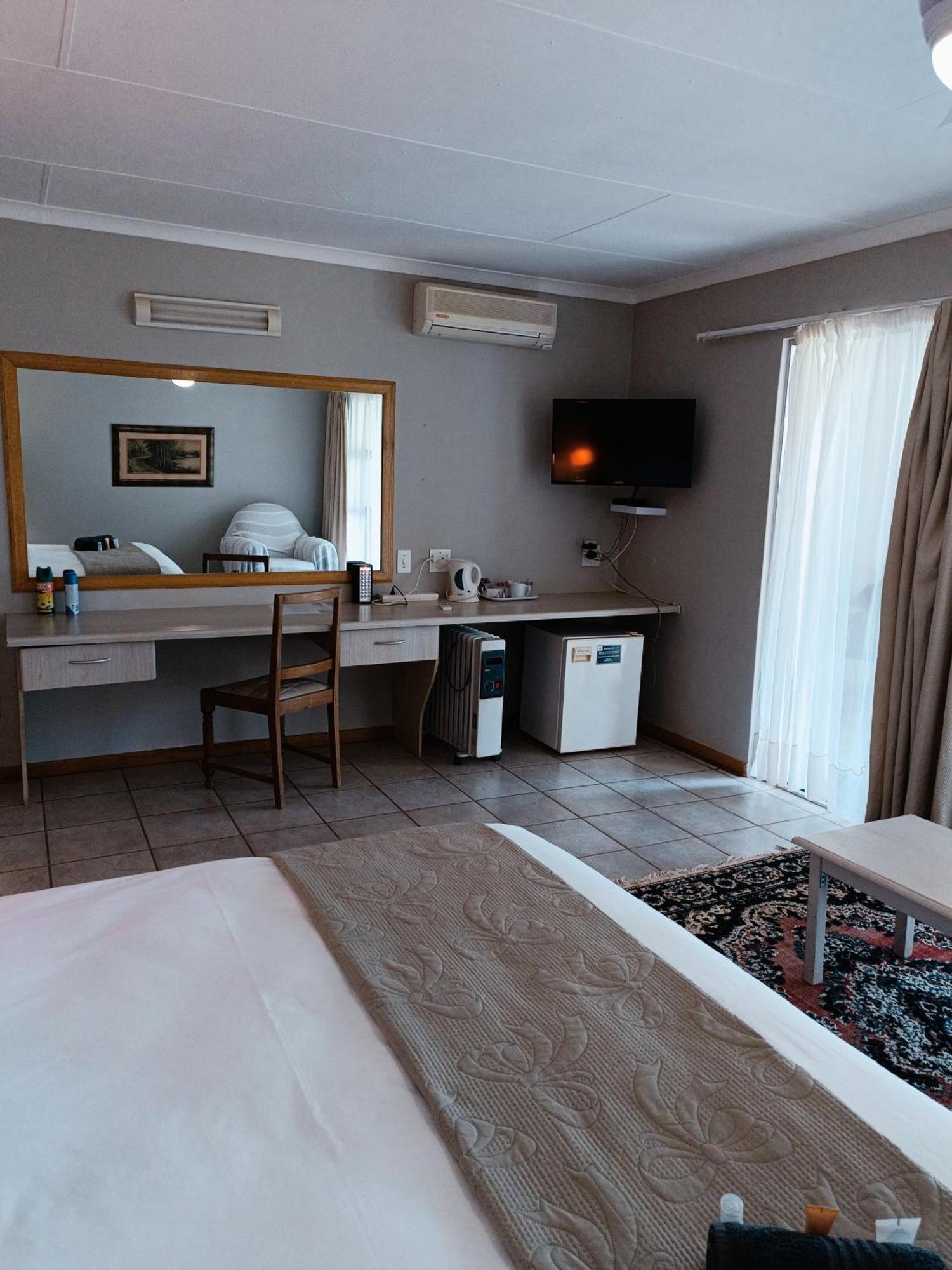 Pecan Farm Guesthouse Louis Trichardt Dış mekan fotoğraf